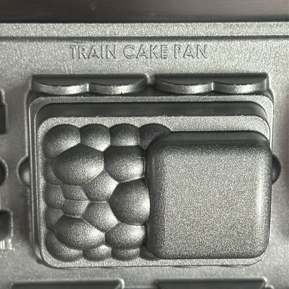 Nordic Ware Train Cake Pan - Picture 3 of 4